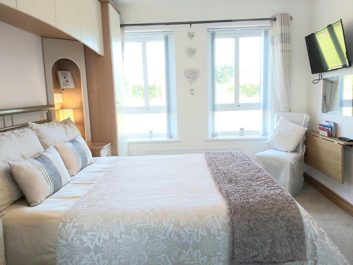 Boutique Country House Aldergrove Crumlin  Buitenkant foto